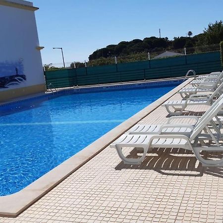אולוס די אגווה Falesia Beach Villa מראה חיצוני תמונה